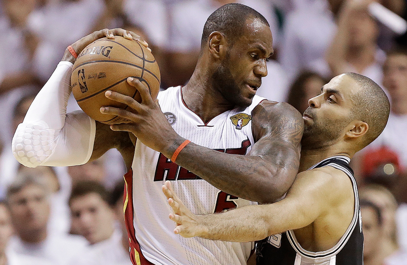 Illustration for article titled No-Headband LeBron Is The Best LeBron